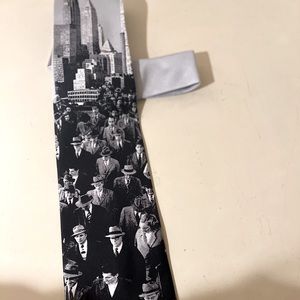 Vintage Authentic luxury German designer. Twin Towers tie